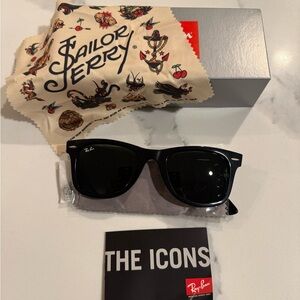 Ray-Ban Iconic Black Sunglasses